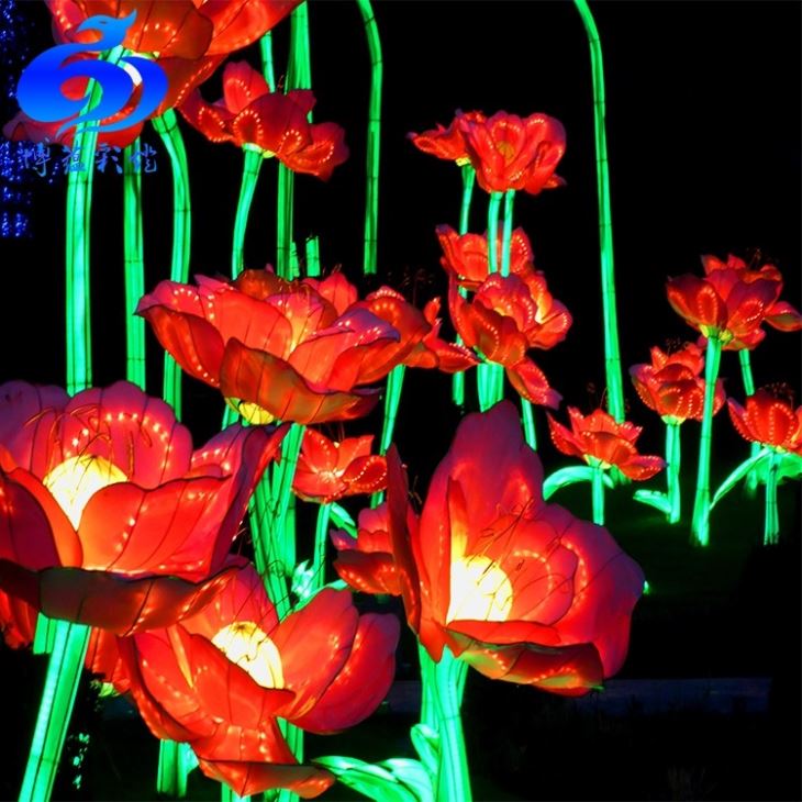 Highly Realistic LIfe Size Lutos Flower Silk Lantern